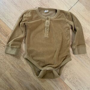 Kate Quinn Camel Colored Velour Long Sleeve One Piece for Baby 18-24M